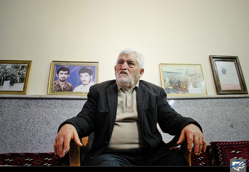 نیم قرن با گلاب و انقلاب