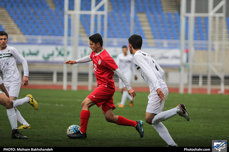دیدار تیم ملی فوتبال نوجوانان و تیم منتخب خراسان