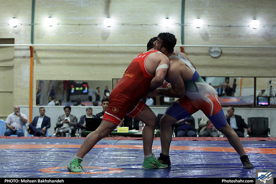 لیگ برتر کشتی فرنگی/مسابقه شهرما مشهد و رعد پدافند البرز‎