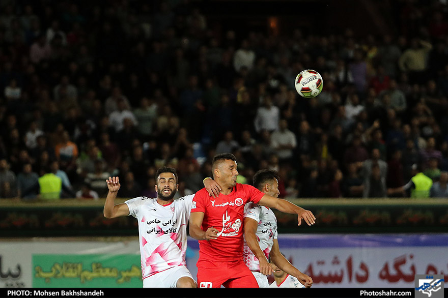 لیگ برتر فوتبال / مسابقه پدیده مشهد و تراکتورسازی تبریز