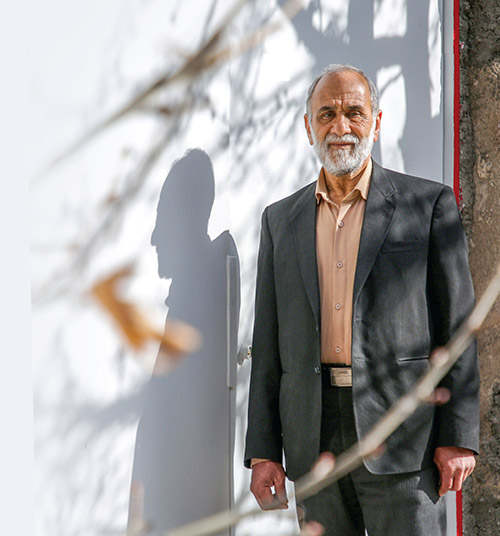 امداد به جبهه‌ها از بیمارستان امدادی