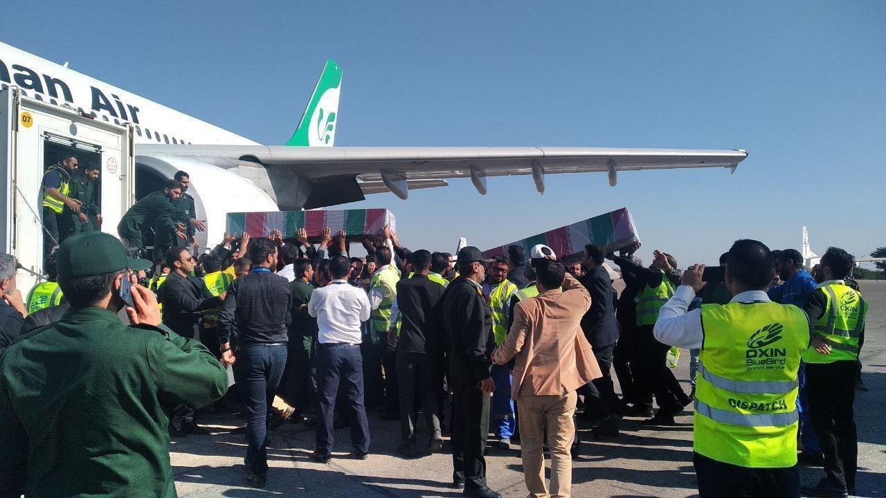 گزارش زنده از مراسم تشییع سردار سلیمانی در مشهد/ وعده ما با شهیدان مقاومت ساعت۱۴ میدان ۱۵خرداد مشهد گزارش زنده از مراسم تشییع سردار سلیمانی در مشهد/ وعده ما با شهیدان مقاومت ساعت۱۴ میدان ۱۵خرداد مشهد