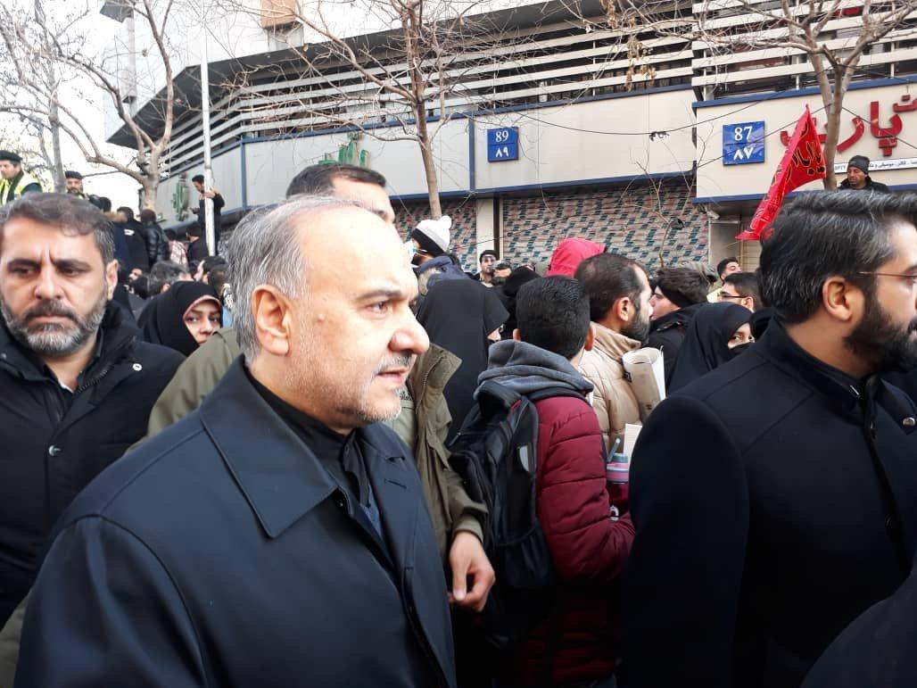 گزارش لحظه به لحظه از مراسم تشییع پیکر مطهر سردار سلیمانی در تهران/ آغاز رسمی مراسم تشییع سردار مقاومت از ساعت ۸ گزارش لحظه به لحظه از مراسم تشییع پیکر مطهر سردار سلیمانی در تهران/ آغاز رسمی مراسم تشییع سردار مقاومت از ساعت ۸