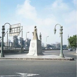 نگاهی به برخی از بزرگترین تشییعهای دنیا نگاهی به برخی از بزرگترین تشییعهای دنیا