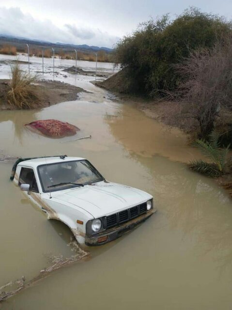 محاصره ۵۰ آبادی شهر بنت در سیلاب/ دارایی بسیاری از مردم را آب برد+ ویدئو محاصره ۵۰ آبادی شهر بنت در سیلاب/ دارایی بسیاری از مردم را آب برد+ ویدئو
