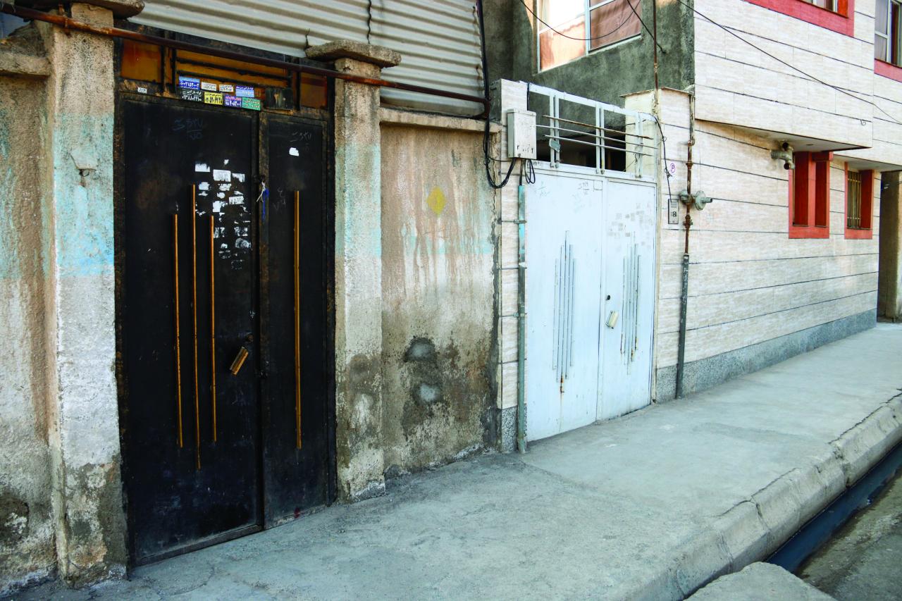 ماجرای زمین‌های رهاشده در محله «شهید آرمون»