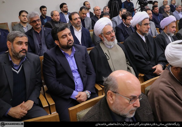 رهبر معظم انقلاب: ایستادگی ملت ایران در برابر آمریکا حقیقتی جذاب برای دنیا است