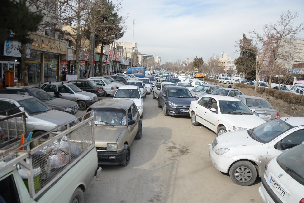 گلایه کسبه‌ بولوار شهید قرنی از پروژه مسیر کندرو