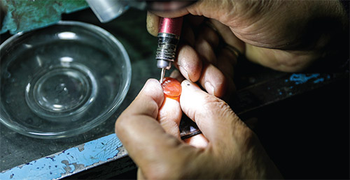 اعتبارِ سنگ!