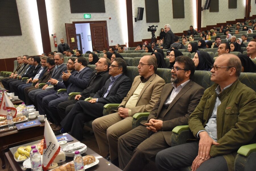 برنامه سازمان بهزیستی، افزایش شان و منزلت معلولان در اجتماع و خانواده است برنامه سازمان بهزیستی، افزایش شان و منزلت معلولان در اجتماع و خانواده است