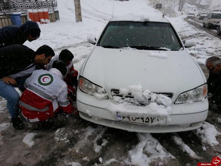 گلایه معاون راهداری کشور: ۹۰ درصد خودرو‌ها زنجیر چرخ نداشتند