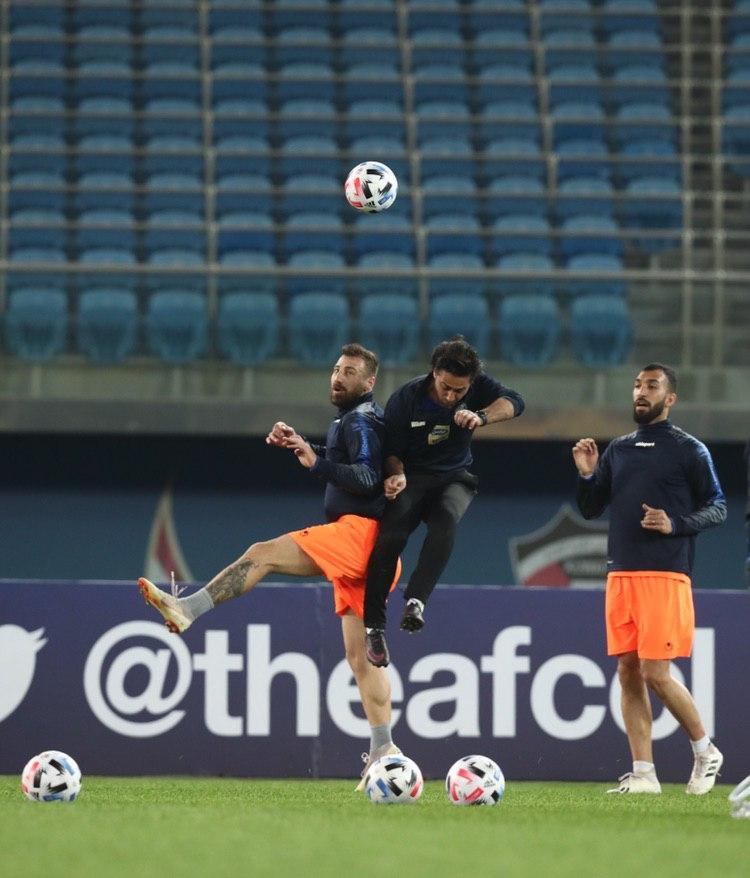 دلیل غیبت فرهاد مجیدی در نشست خبری دیروز دلیل غیبت فرهاد مجیدی در نشست خبری دیروز