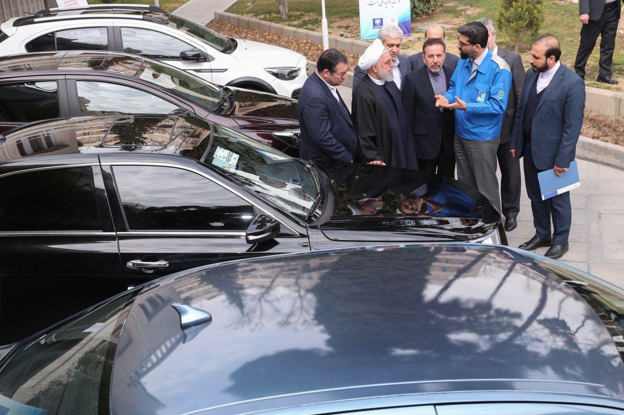 رونمایی از ۴ خودرو داخلی با حضور رئیس جمهور+تصاویر و ویدئو رونمایی از ۴ خودرو داخلی با حضور رئیس جمهور+تصاویر و ویدئو