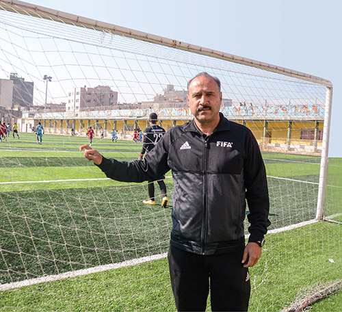 از زمین خاکی فریمان تا چمن آزادی