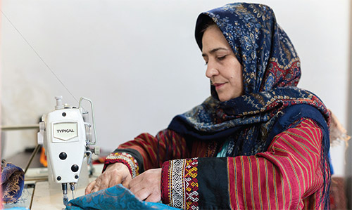 بازار جایی برای تولیدات کوچک خانگی ندارد