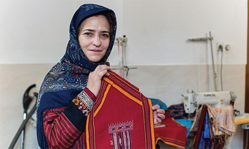 بازار جایی برای تولیدات کوچک خانگی ندارد