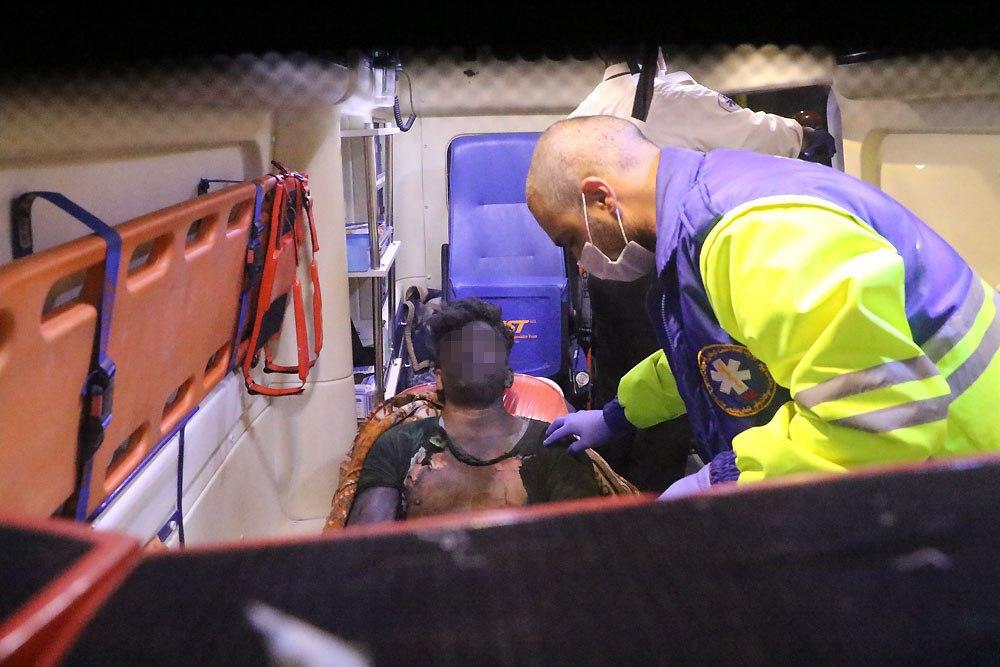 نخستین حادثه چهارشنبه‌سوری در مشهد با مجروحیت شدید جوان ترقه‌ساز+تصاویر