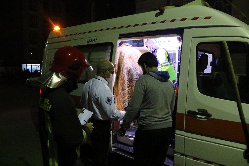 نخستین حادثه چهارشنبه‌سوری در مشهد با مجروحیت شدید جوان ترقه‌ساز+تصاویر