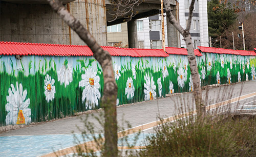 نماد‌های نوروزی در میان یک میلیون گل رنگارنگ