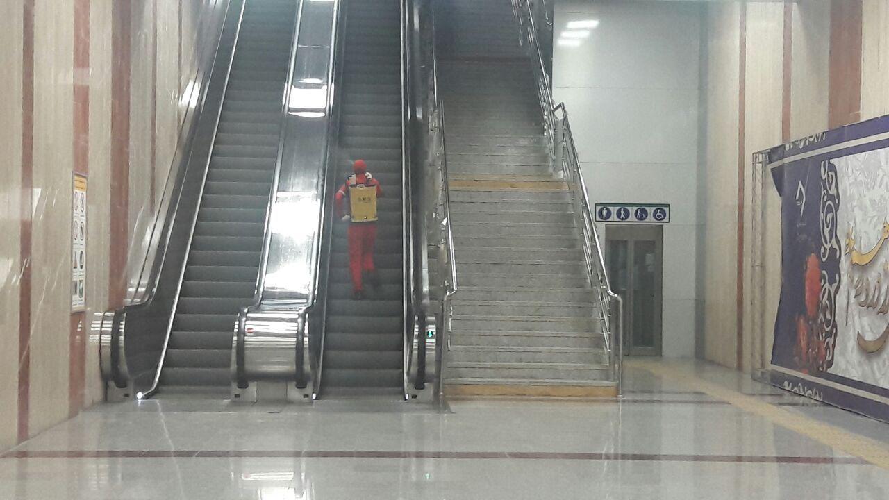 ضدعفونی تمامی ایستگاه‌های خط یک و دو قطار شهری مشهد