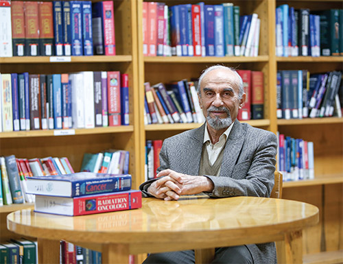 چند نما از زندگی دو پزشک متعهد