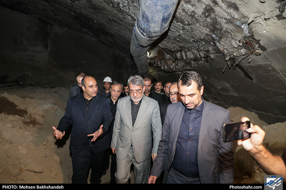 بازدید وزیر کشور از خطوط مترو 