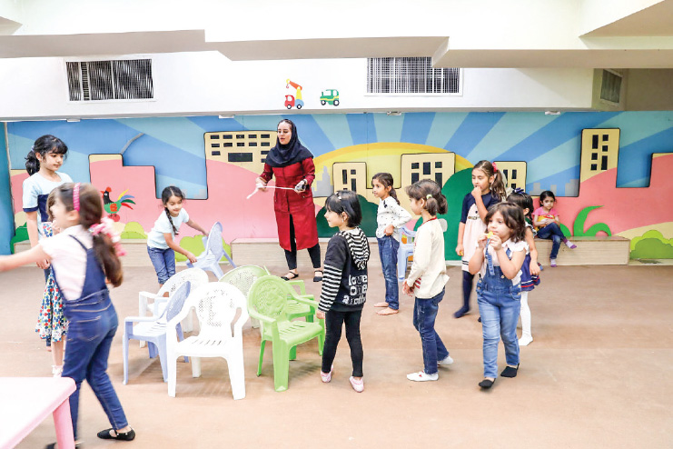 هم‌زمان با دهه کرامت «پاتوق تجربه» با 19غرفه، نمایشگاه «عفاف و حجاب» نیز با 19غرفه در بوستان کوهسنگی و جشنواره «محله جنت محله بانشاط» با محوریت فروش محصولات صنایع دستی در بازار جنت برگزار شد.  