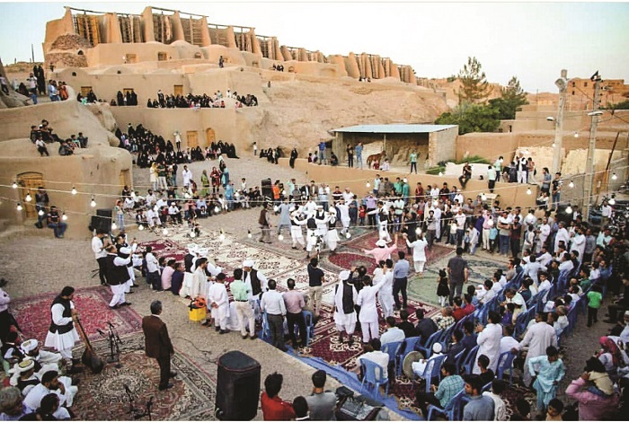 چرخ زنان چرخ زنان