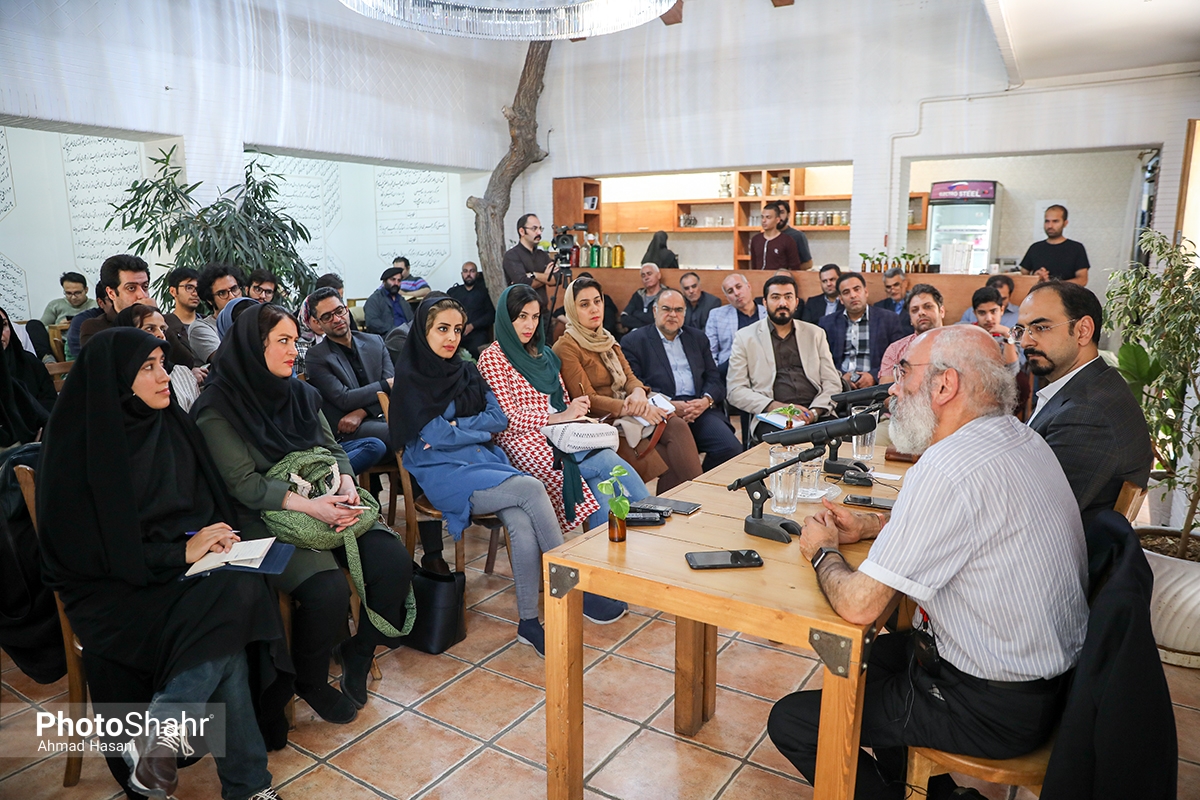 مجموعه نشست‌های «سوژه» با حضور یونس شکرخواه