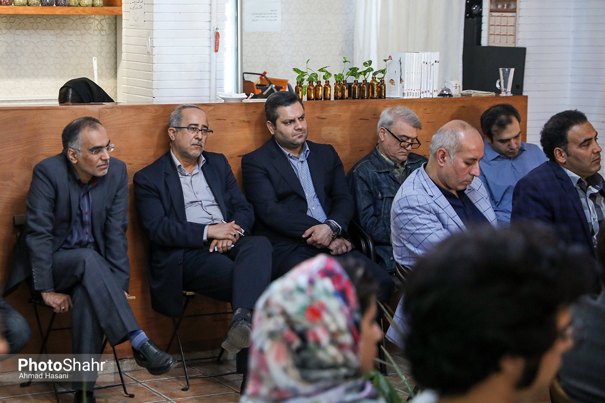 مجموعه نشست‌های «سوژه» با حضور یونس شکرخواه