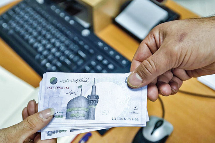 چرا بالاخره دولت زیر بار حذف ثروتمندان از فهرست یارانه‌بگیران رفت؟ به دلیل الزام قانون بودجه امسال؟ این‌طور به نظر نمی‌رسد...