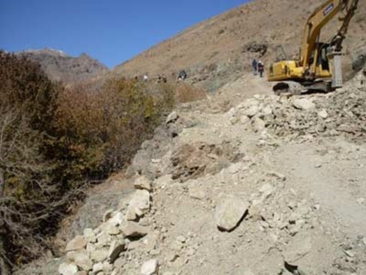 اخطار آستان‌ قدس رضوی به متخلفان تغییر کاربری در روستای عارفی