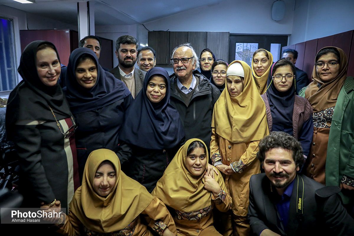 شب ستاره باران