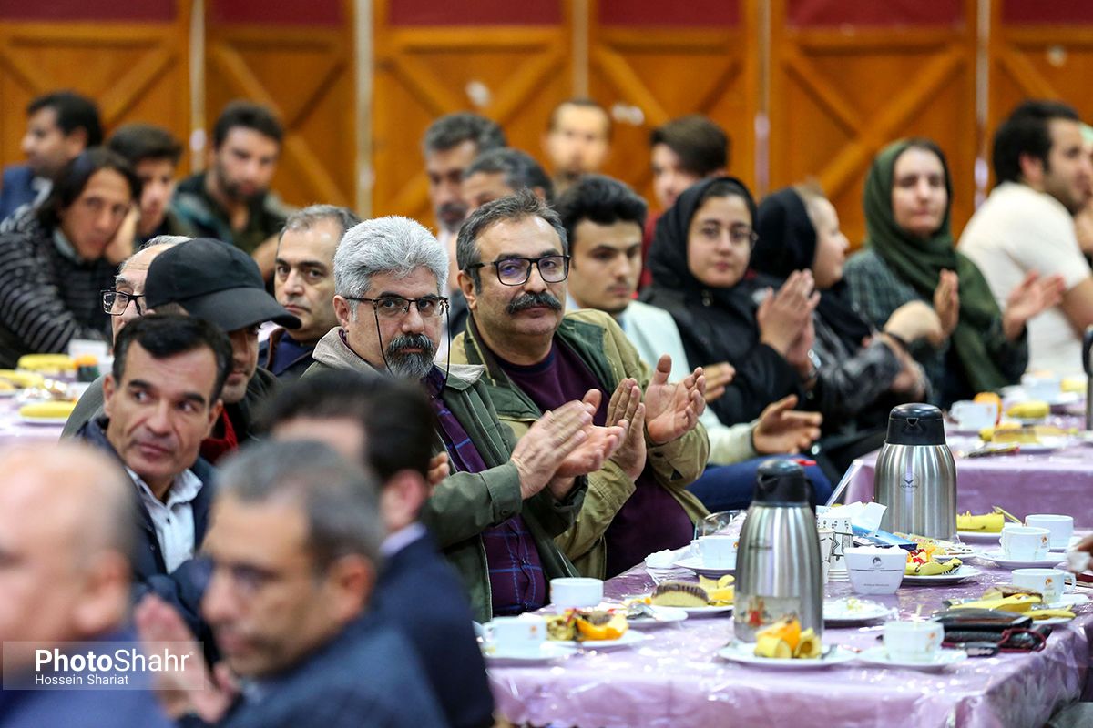 ادای دین به مشاهیر شهر