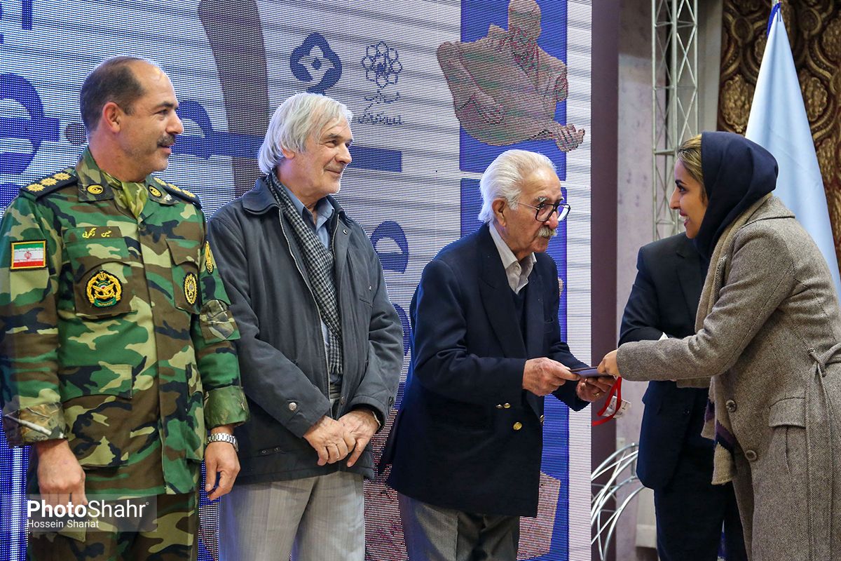 ادای دین به مشاهیر شهر