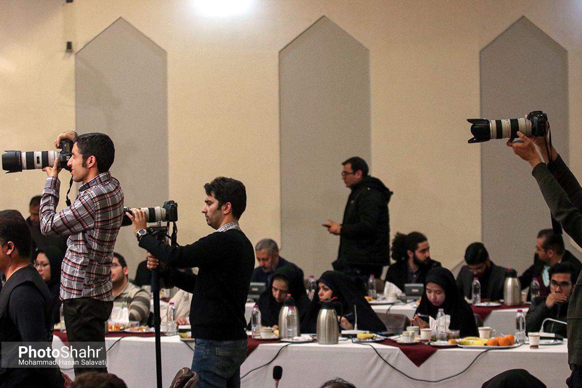 علیه منیّت‌ها