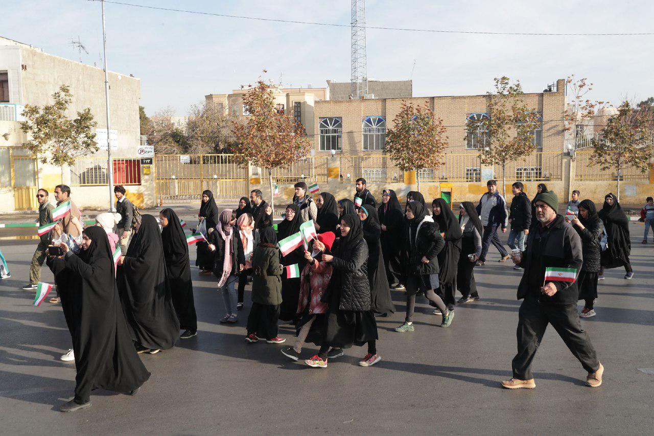 همایش پیاده روی بزرگ خانوادگی در مشهد +تصاویر