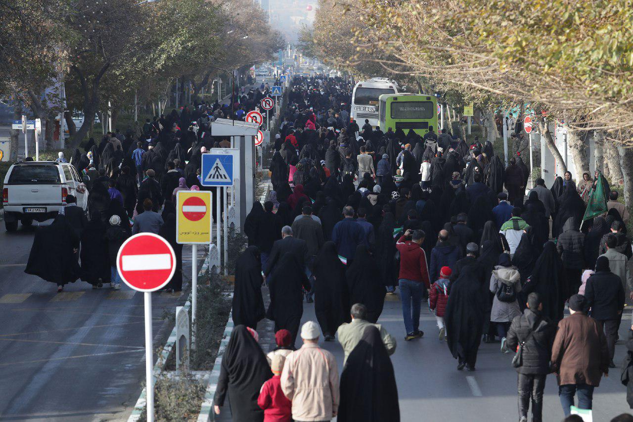 همایش پیاده روی بزرگ خانوادگی در مشهد +تصاویر