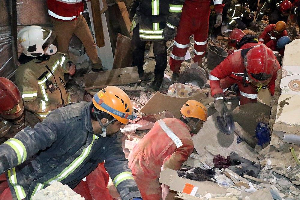 انفجار و تخریب یک ساختمان مسکونی در مشهد/یک کشته و دو مجروح