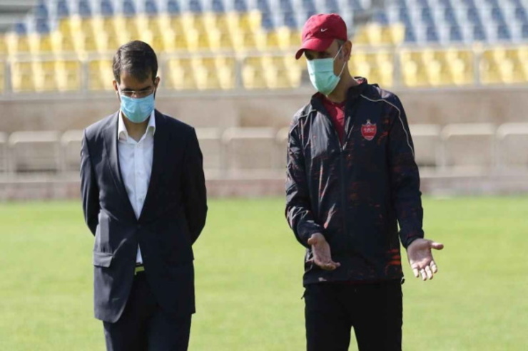 مدیرعامل باشگاه پرسپولیس از برخی اظهارات سرمربی تیمش ناراحت است.