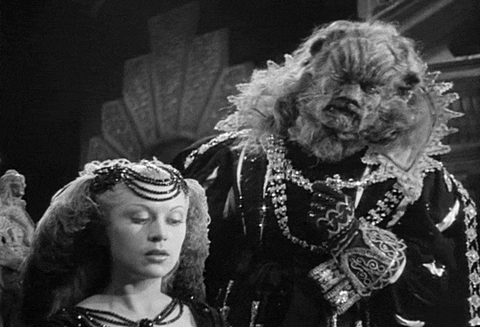 درباره مستند «خانه کاردین» و طراحی که تنها در صنعت مد محدود نماند