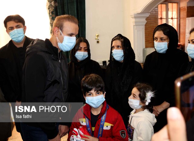 مدال آسیایی یحیی گل‌محمدی بر گردن فرزند هوادار مرحوم پرسپولیس+ عکس