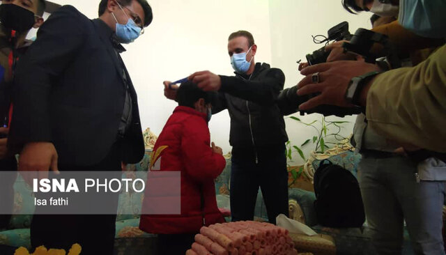 مدال آسیایی یحیی گل‌محمدی بر گردن فرزند هوادار مرحوم پرسپولیس+ عکس