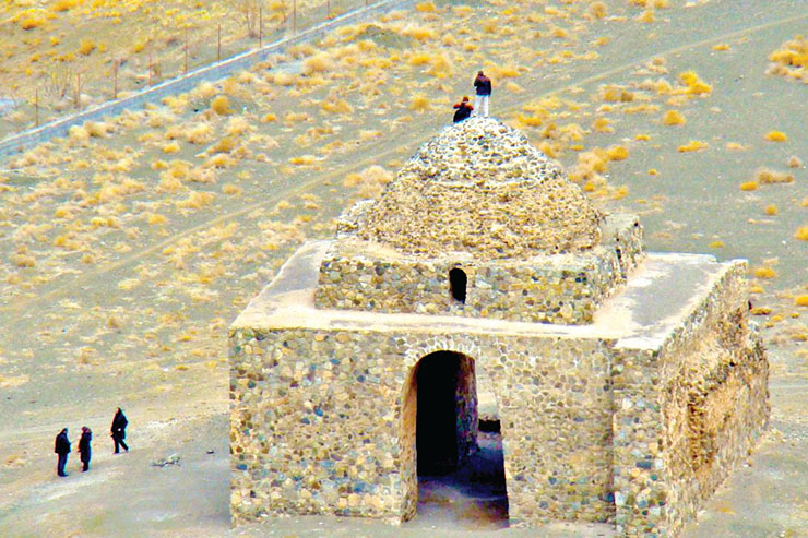 آثارِ فراموشیِ آثار باستانی