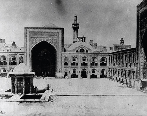 مشهد در روزگار یک تاجدار قجری