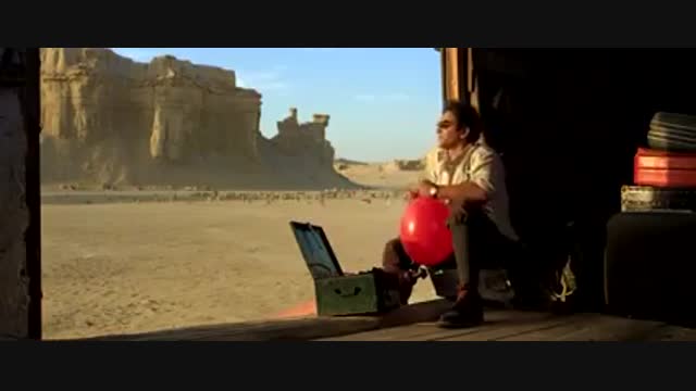 نگاهی به فیلم &laquo;اژد&zwnj;ها وارد می&zwnj;شود&raquo; مانی حقیقی