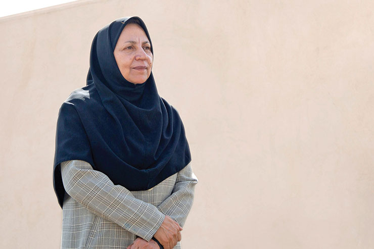 یک صندلی زنـانـه