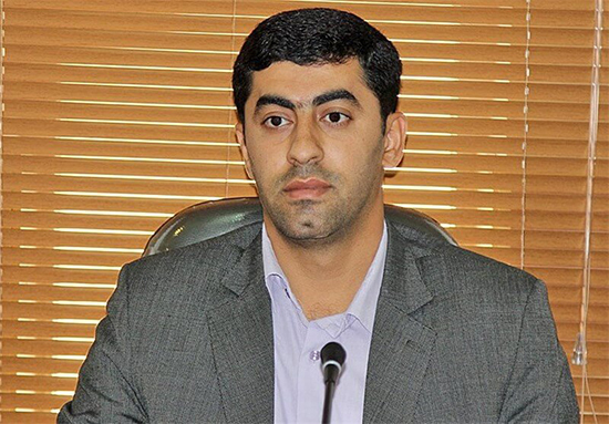 نگاهی به سیلیهایی که مردم از مسئولان خوردند نگاهی به سیلیهایی که مردم از مسئولان خوردند