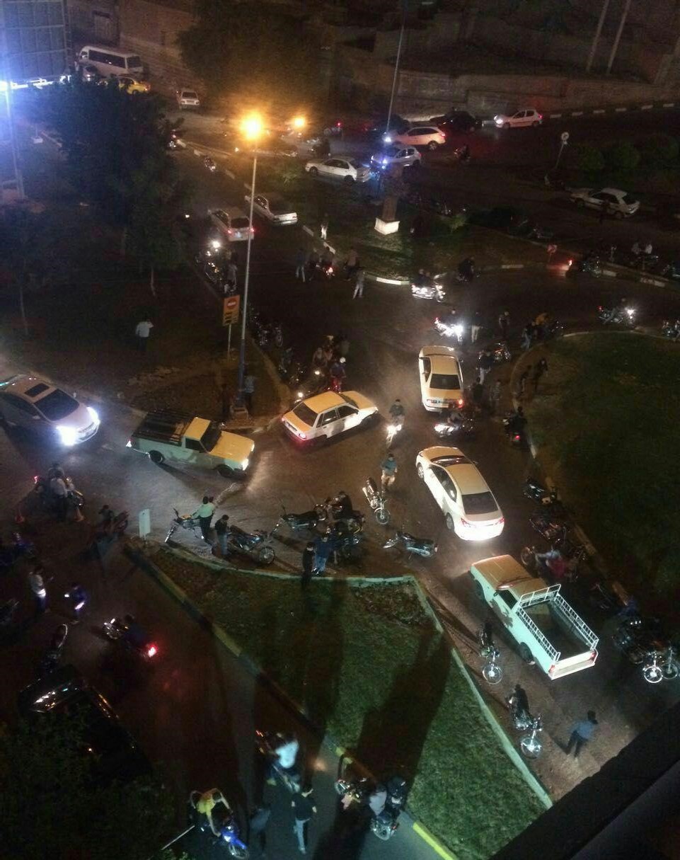 خودکشی دلخراش دو خواهر جوان دزفولی از روی پل + تصاویر خودکشی دلخراش دو خواهر جوان دزفولی از روی پل + تصاویر