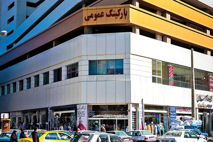 راه بندان خیابان هفده شهریور با ساخت پارکینگ‌های بزرگ طبقاتی هم حل نشد